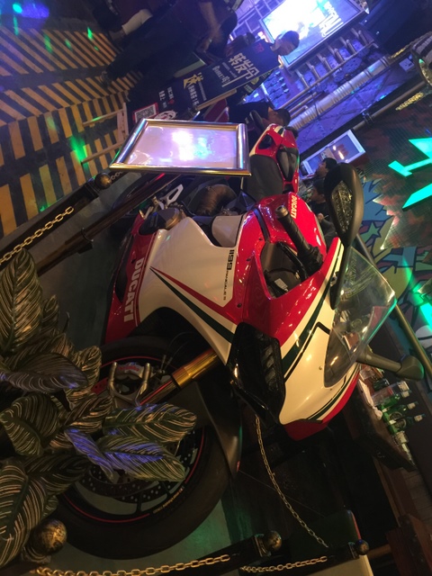石家庄极速前进烧烤吧6